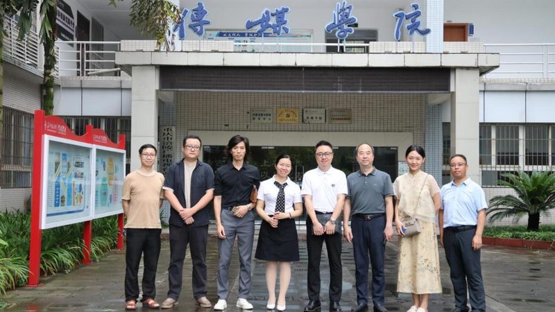 青少年户外拓展活动策划：关键要素与实施步骤**
